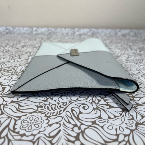 Henri Bendel New York bicolor leather envelope fold over snap clutch - Picture 4 of 10